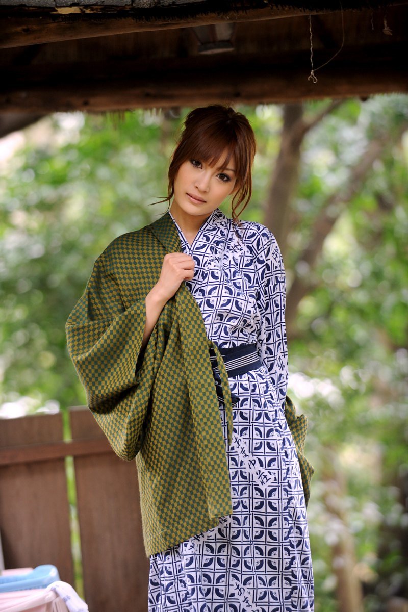 Юлия, 23 года, 0 размер груди